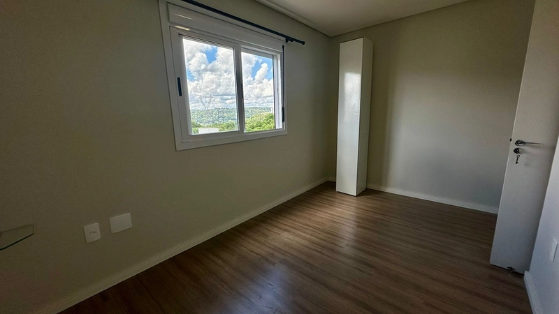 Apartamento Ensolarado com 3 dormitórios: 11ª foto da galeria de imagens do imóvel