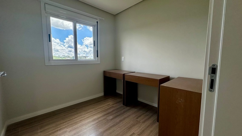 Apartamento Ensolarado com 3 dormitórios: 13ª foto da galeria de imagens do imóvel