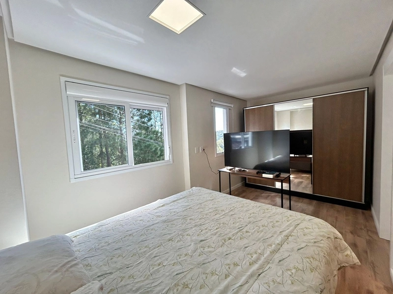 Sobrado à venda no bairro Colina Sorriso.: 8ª foto da galeria de imagens do imóvel