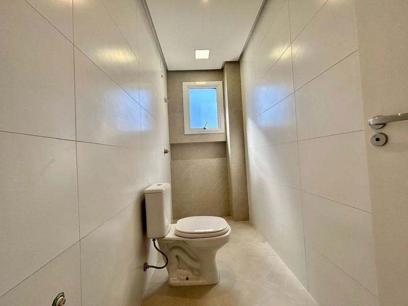 Sobrado à venda no bairro Colina Sorriso.: 11ª foto da galeria de imagens do imóvel