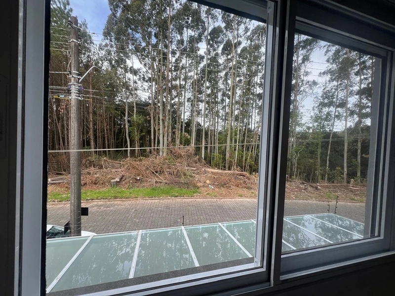 Casa Nova de Esquina com Placas Solares e Suíte – Quase Porteira Fechada por R$ 698 Mil: 14ª foto da galeria de imagens do imóvel