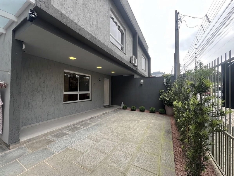 Casa Nova de Esquina com Placas Solares e Suíte – Quase Porteira Fechada por R$ 698 Mil: 15ª foto da galeria de imagens do imóvel