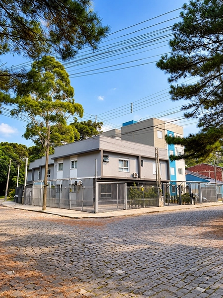 Casa Nova de Esquina com Placas Solares e Suíte – Quase Porteira Fechada por R$ 698 Mil: 13ª foto da galeria de imagens do imóvel