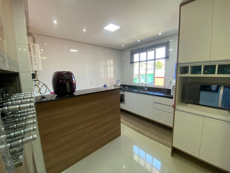 Apartamento com lareira e mobiliado: 14ª foto da galeria de imagens do imóvel