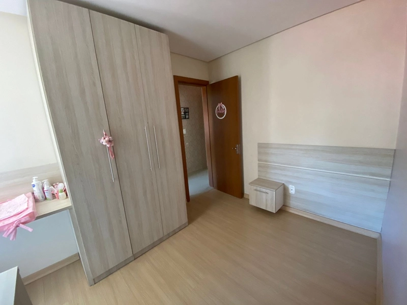 Apartamento com lareira e mobiliado: 3ª foto da galeria de imagens do imóvel