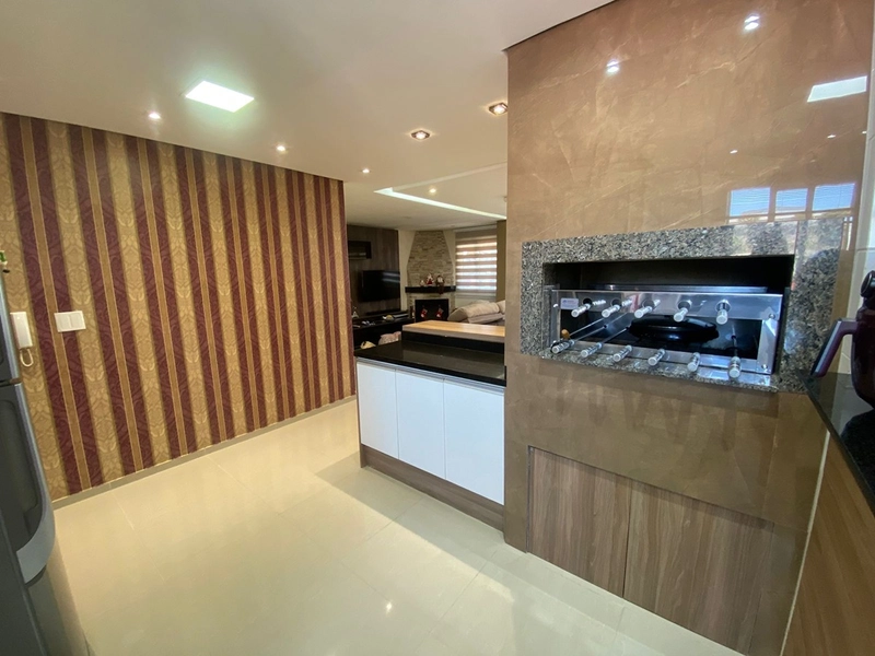 Apartamento com lareira e mobiliado: 9ª foto da galeria de imagens do imóvel