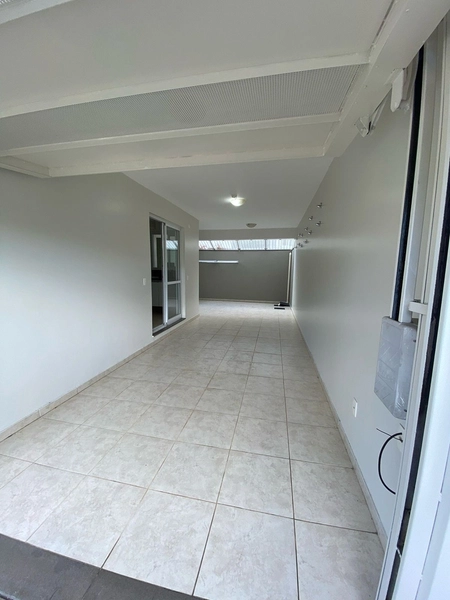 Sobrado Triplex,  3 dormitórios, com suíte, semi mobiliado: 3ª foto da galeria de imagens do imóvel