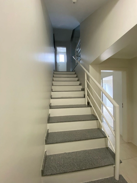 Sobrado Triplex,  3 dormitórios, com suíte, semi mobiliado: 7ª foto da galeria de imagens do imóvel