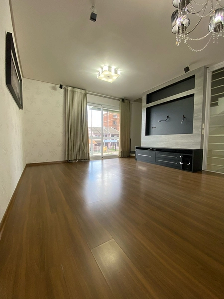 Sobrado Triplex,  3 dormitórios, com suíte, semi mobiliado: 9ª foto da galeria de imagens do imóvel