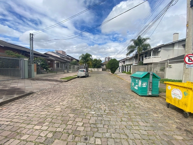 Terreno de Alto Padrão com 408m² em Rua Sem Saída no Bairro Santa Catarina: 4ª foto da galeria de imagens do imóvel