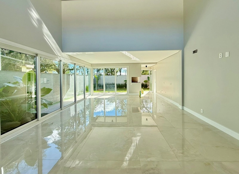 Casa Térrea com 3 Suítes no Colina Sorriso : 1ª foto da galeria de imagens do imóvel