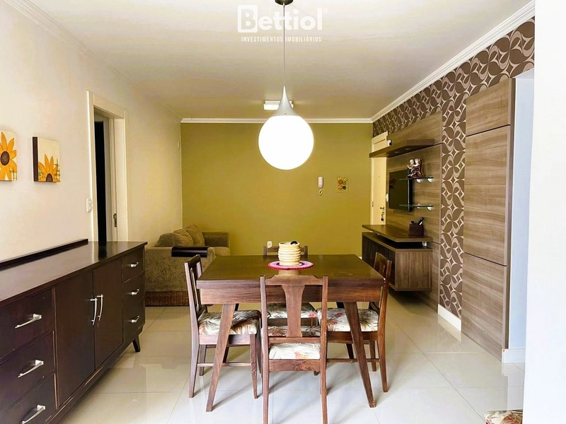 Apartamento semimobiliado no Centro: 2ª foto da galeria de imagens do imóvel