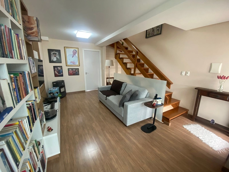 Sobrado semimobiliado triplex 3 suítes: 16ª foto da galeria de imagens do imóvel