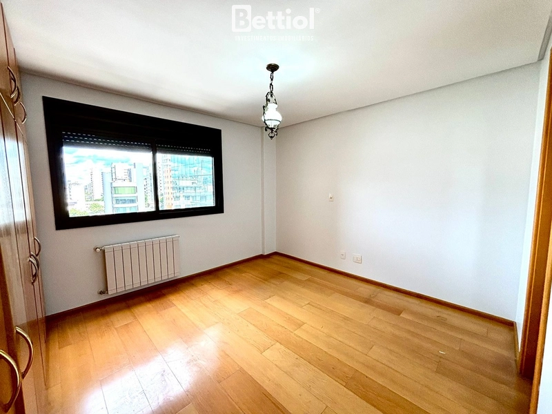 Apartamento 4 dormitórios sendo 3 suítes no Centro: 8ª foto da galeria de imagens do imóvel