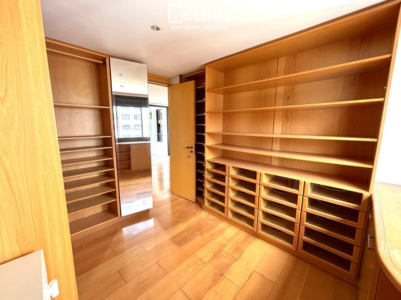 Apartamento 4 dormitórios sendo 3 suítes no Centro: 10ª foto da galeria de imagens do imóvel