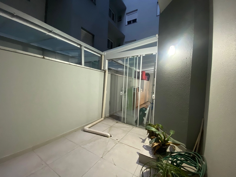 lindo apartamento semimobiliado no Vinhedos: 20ª foto da galeria de imagens do imóvel