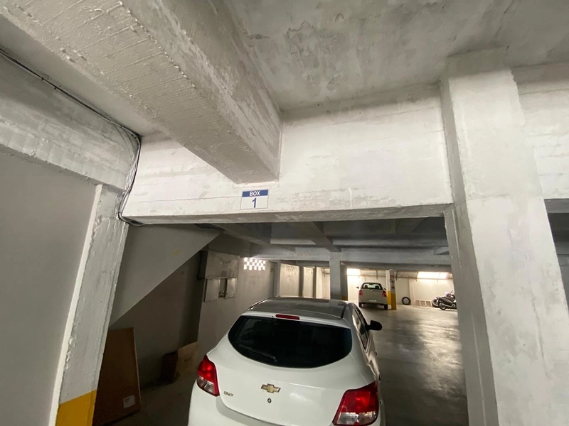  Apartamento Semimobiliado com 2 Dormitórios, Sol da Tarde e 1 Vaga no Rio Branco: 17ª foto da galeria de imagens do imóvel