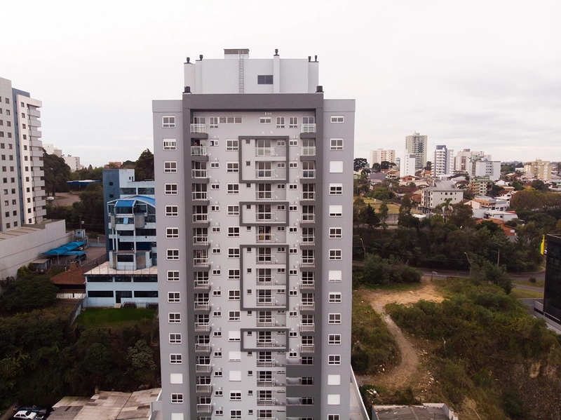 Apartamento Completo com Terraço, Lareira e Skybar – Ideal para Morar ou Investir: 32ª foto da galeria de imagens do imóvel