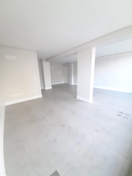 Sala comercial na rua Sinimbu: 3ª foto da galeria de imagens do imóvel