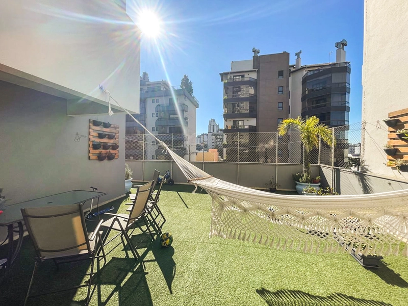 Apartamento semimobiliado com terraço em Lourdes: 15ª foto da galeria de imagens do imóvel