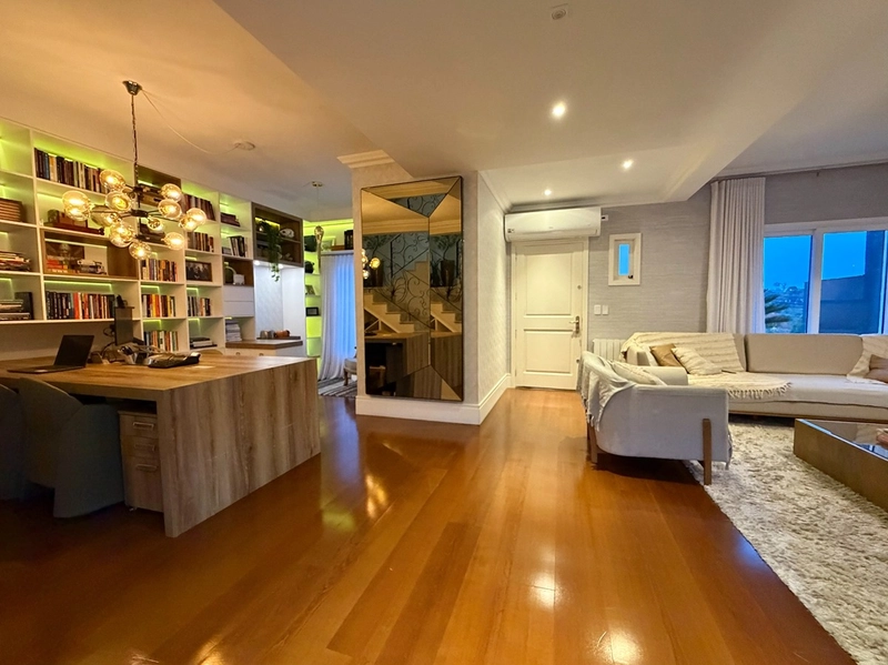 CASA 2 ANDARES ALTO PADRÃO COM QUIOSQUE: 7ª foto da galeria de imagens do imóvel