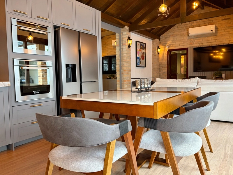 CASA 2 ANDARES ALTO PADRÃO COM QUIOSQUE: 11ª foto da galeria de imagens do imóvel