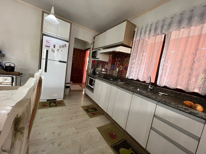 Ampla Casa Semi mobiliada á Venda no Bairro Cidade Nova: 3ª foto da galeria de imagens do imóvel