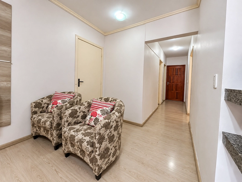 Ampla Casa Semi mobiliada á Venda no Bairro Cidade Nova: 4ª foto da galeria de imagens do imóvel