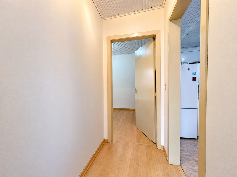 Casa Semimobiliada Bairro Treviso: 9ª foto da galeria de imagens do imóvel