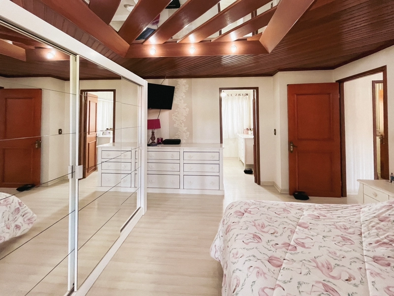 Casa semimobiliada no Santa Catarina: 3ª foto da galeria de imagens do imóvel