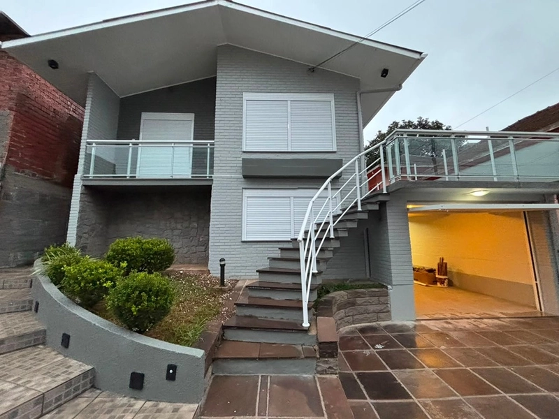 Casa a venda no Bairro Salgado Filho: 1ª foto da galeria de imagens do imóvel