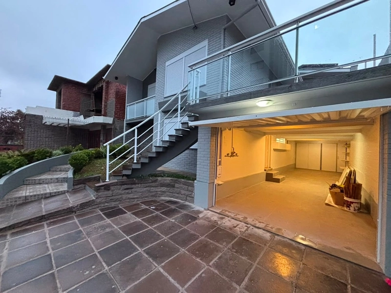 Casa a venda no Bairro Salgado Filho: 2ª foto da galeria de imagens do imóvel