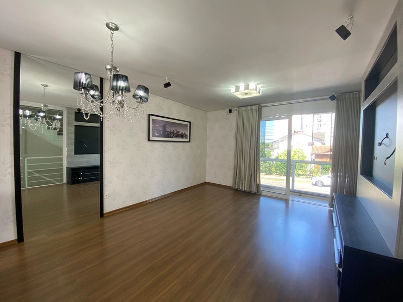 Sobrado Triplex,  3 dormitórios, com suíte, semi mobiliado: 14ª foto da galeria de imagens do imóvel