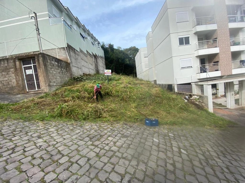 Terreno no São Luiz: 1ª foto da galeria de imagens do imóvel