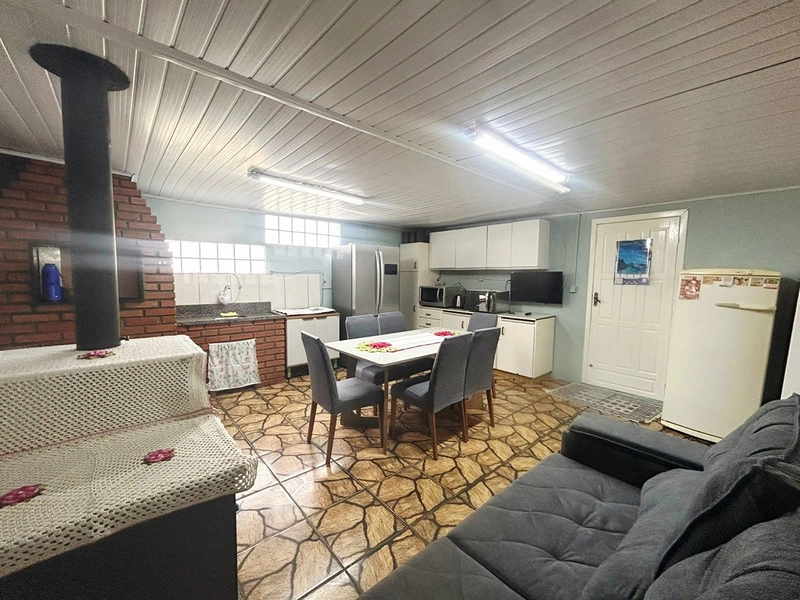 Casa em ótimo estado com 4 dormitório sendo 1 suíte.: 5ª foto da galeria de imagens do imóvel