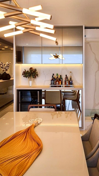 Apartamento finamente mobiliado com 3 suítes no Villagio: 1ª foto da galeria de imagens do imóvel