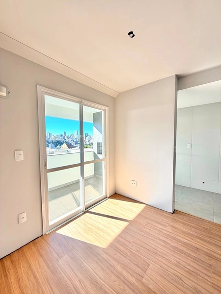 Sol o Dia Todo: Apartamento com Sacada e Churrasqueira: 5ª foto da galeria de imagens do imóvel