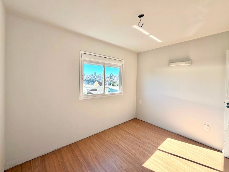 Sol o Dia Todo: Apartamento com Sacada e Churrasqueira: 6ª foto da galeria de imagens do imóvel
