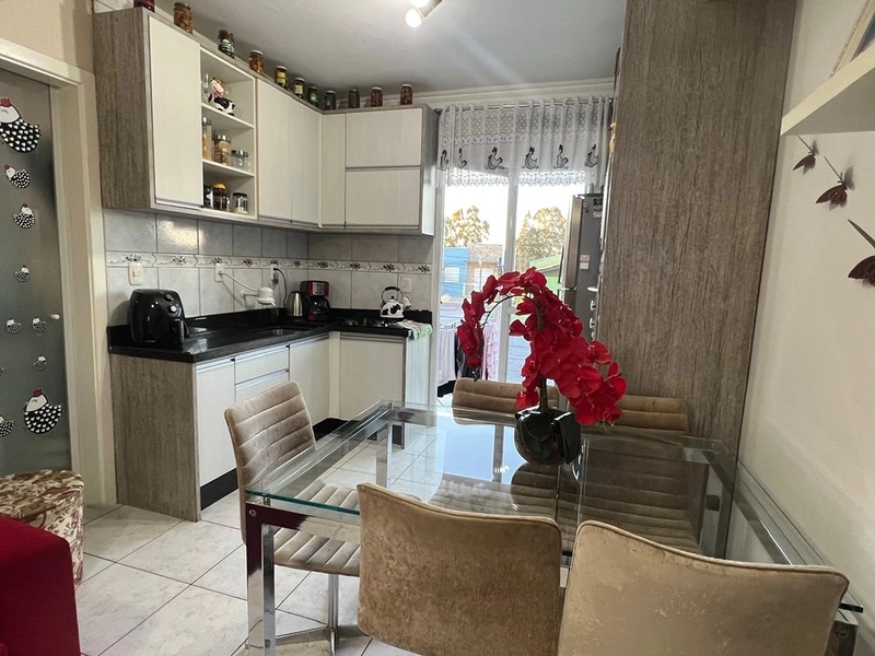 Apartamento de 2 quartos Mobiliado no Desvio Rizzo : 3ª foto da galeria de imagens do imóvel