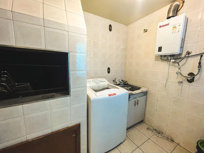 Apartamento semimobiliado com 3 dormitórios e terraço no Santa Catarina: 11ª foto da galeria de imagens do imóvel