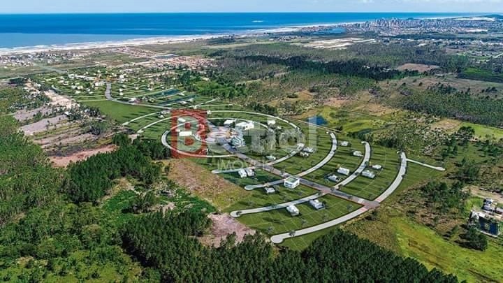 TERRENOS EM PASSO DE TORRES: 2ª foto da galeria de imagens do imóvel