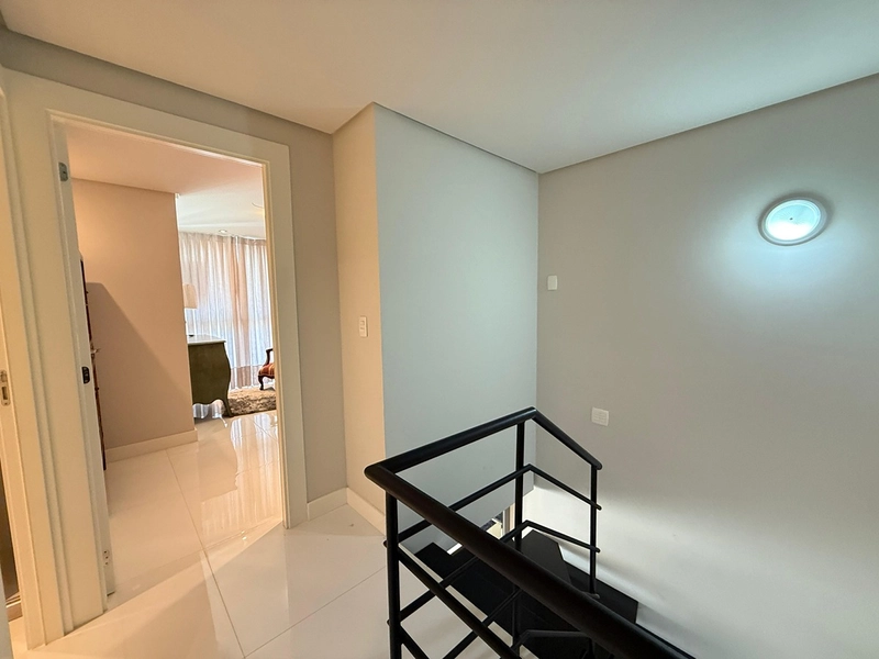 Apartamento Duplex com 2 Dormitórios no Exposição: 15ª foto da galeria de imagens do imóvel