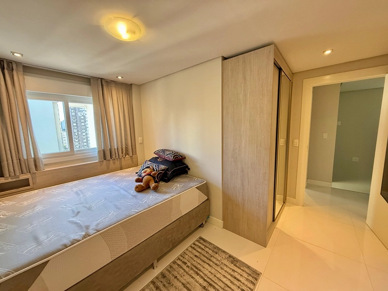 Apartamento Duplex com 2 Dormitórios no Exposição: 10ª foto da galeria de imagens do imóvel