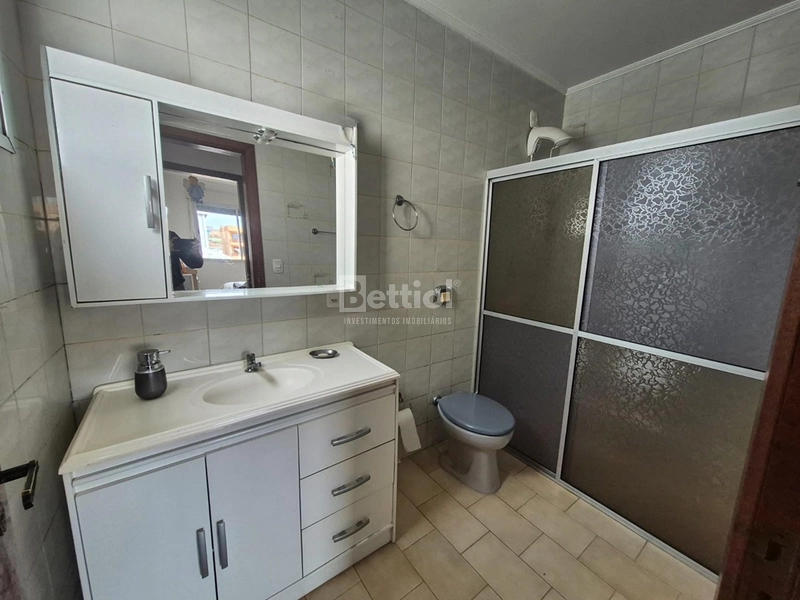 Apartamento com sacada ampla na Sala e outra na suíte. Com Churrasqueira e localização privilegiada.: 12ª foto da galeria de imagens do imóvel