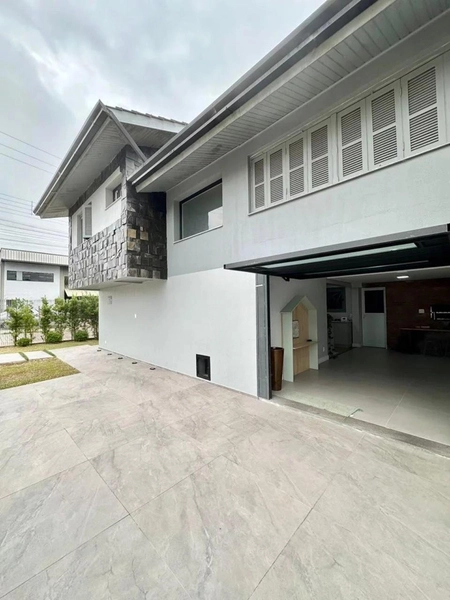 CASA NO BAIRRO SANTA LÚCIA Impecável: 8ª foto da galeria de imagens do imóvel