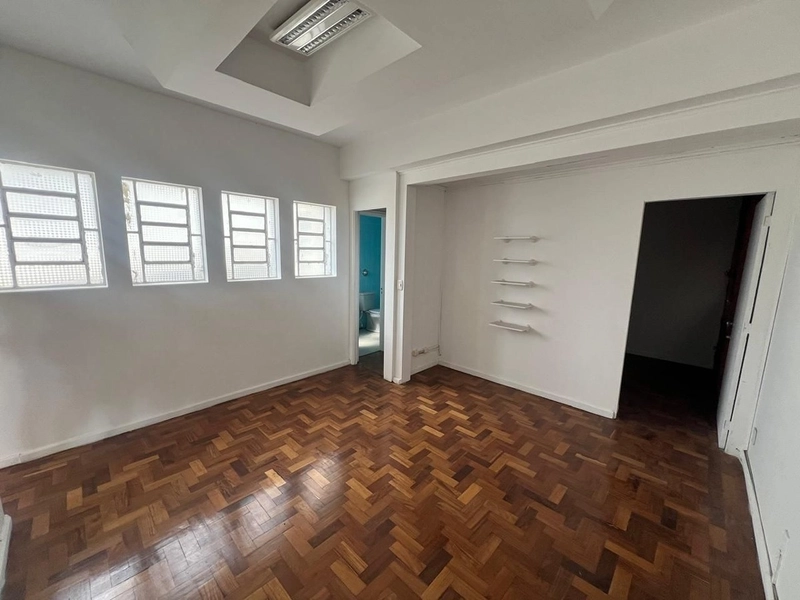 Sala Comercial no Centro Médico com 79m² e 2 Entradas Privativas: 4ª foto da galeria de imagens do imóvel