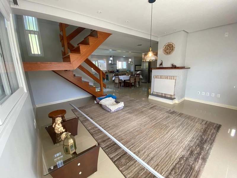🏡 Casa em Condomínio Fechado na Linha 40: 3 Dormitórios (Suíte) a 5 minutos dos Pavilhões da Festa da Uva: 5ª foto da galeria de imagens do imóvel