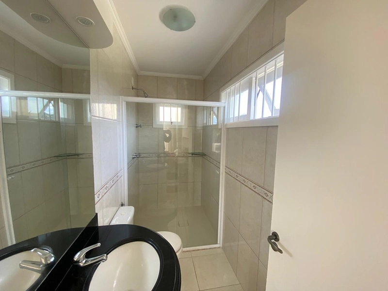 🏡 Casa em Condomínio Fechado na Linha 40: 3 Dormitórios (Suíte) a 5 minutos dos Pavilhões da Festa da Uva: 15ª foto da galeria de imagens do imóvel