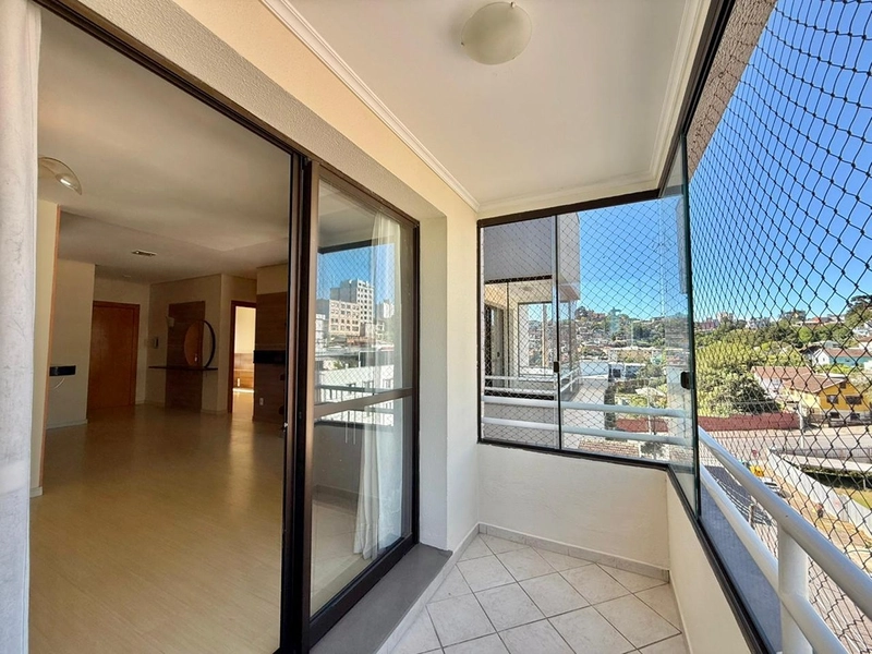 Cobertura Semi Mobiliada no Centro: 4ª foto da galeria de imagens do imóvel