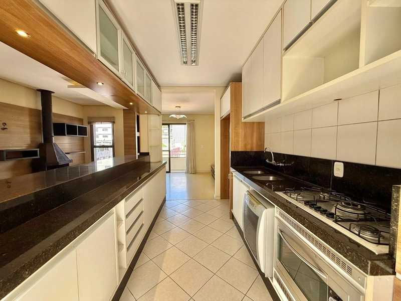 Cobertura Semi Mobiliada no Centro: 5ª foto da galeria de imagens do imóvel